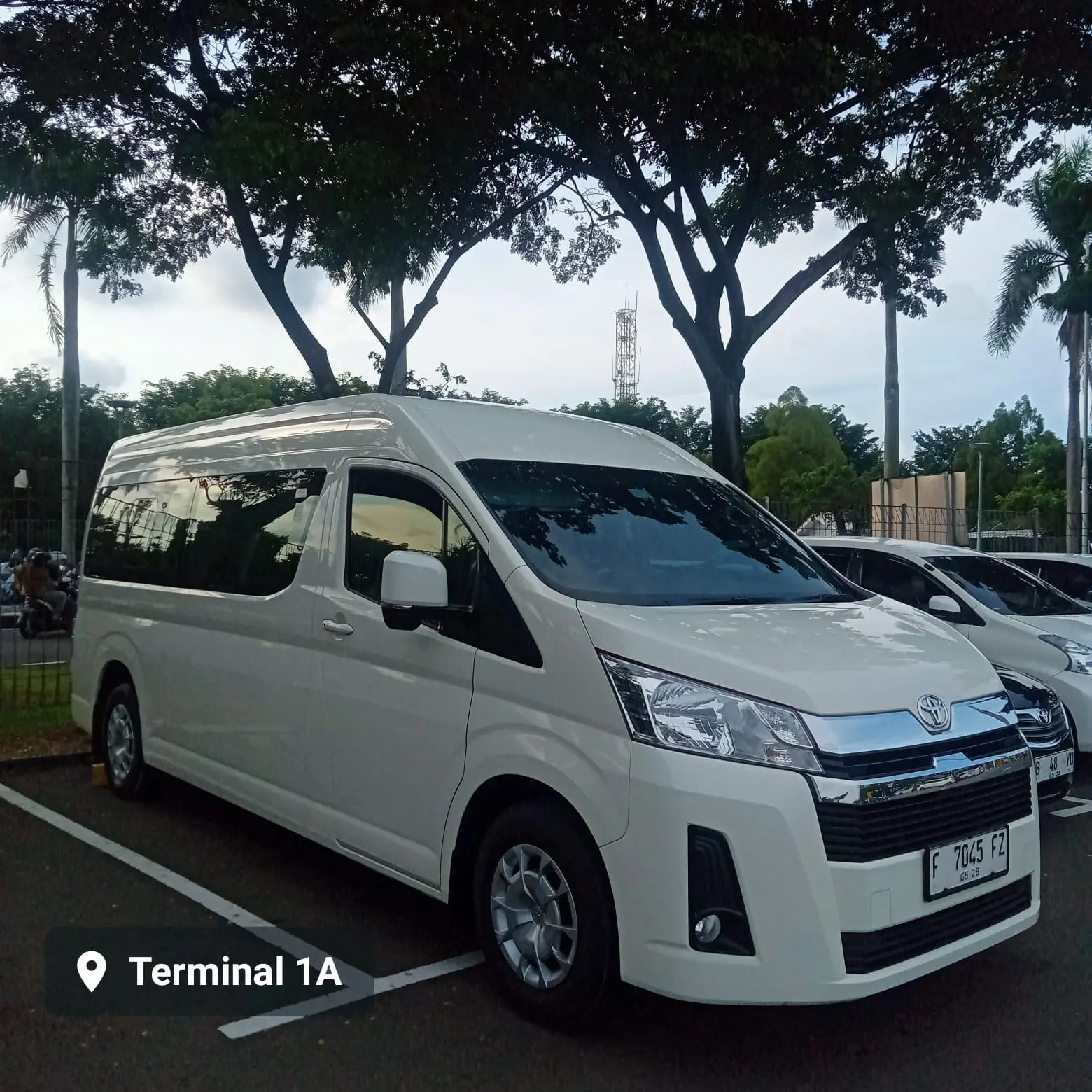 Sewa Hiace