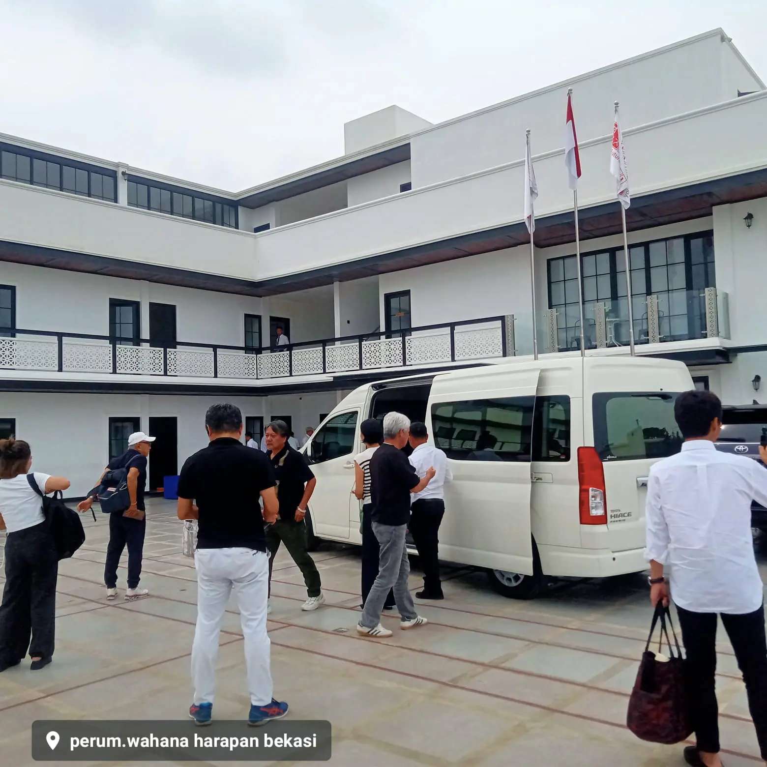 Harga Sewa Hiace 2024